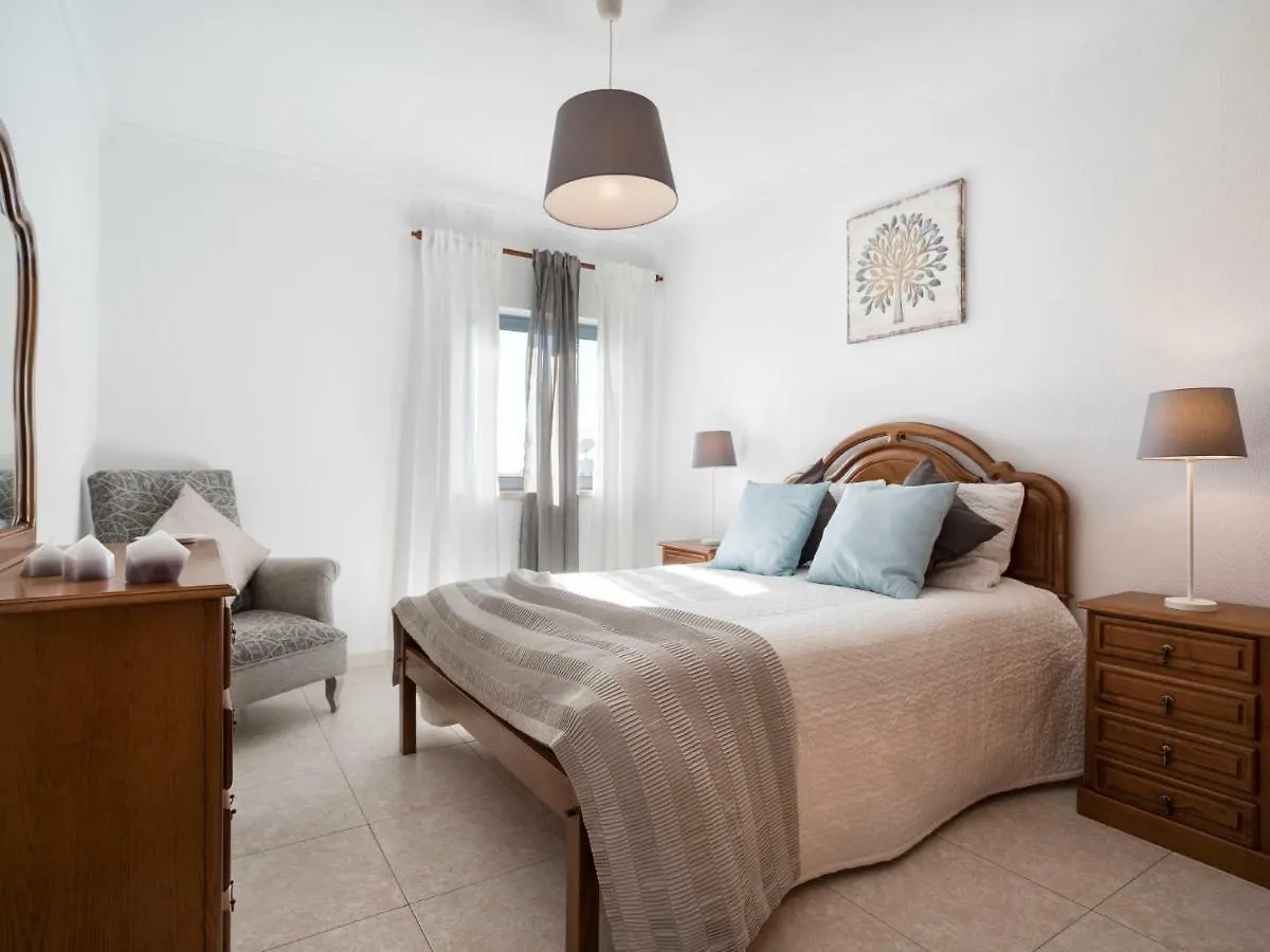 Apartment Madeleine T2 By Interhome Armacao de Pera